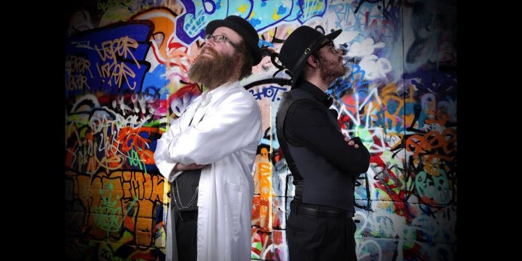 Sruly Wagshal feat. Yoely Lebovits - Hantigen Toog