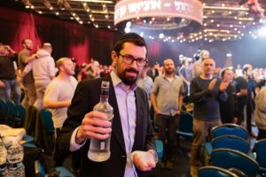 WhatsApp Image 2025-12-06 at 20.16.09