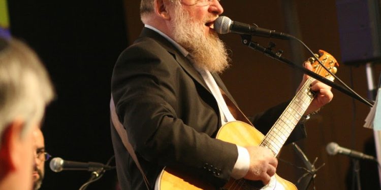 Moshe Shur Photo