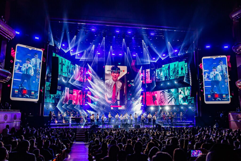Chaim Twito Documented: The Prestigious ‘HASC’ Concert For The 36th ...